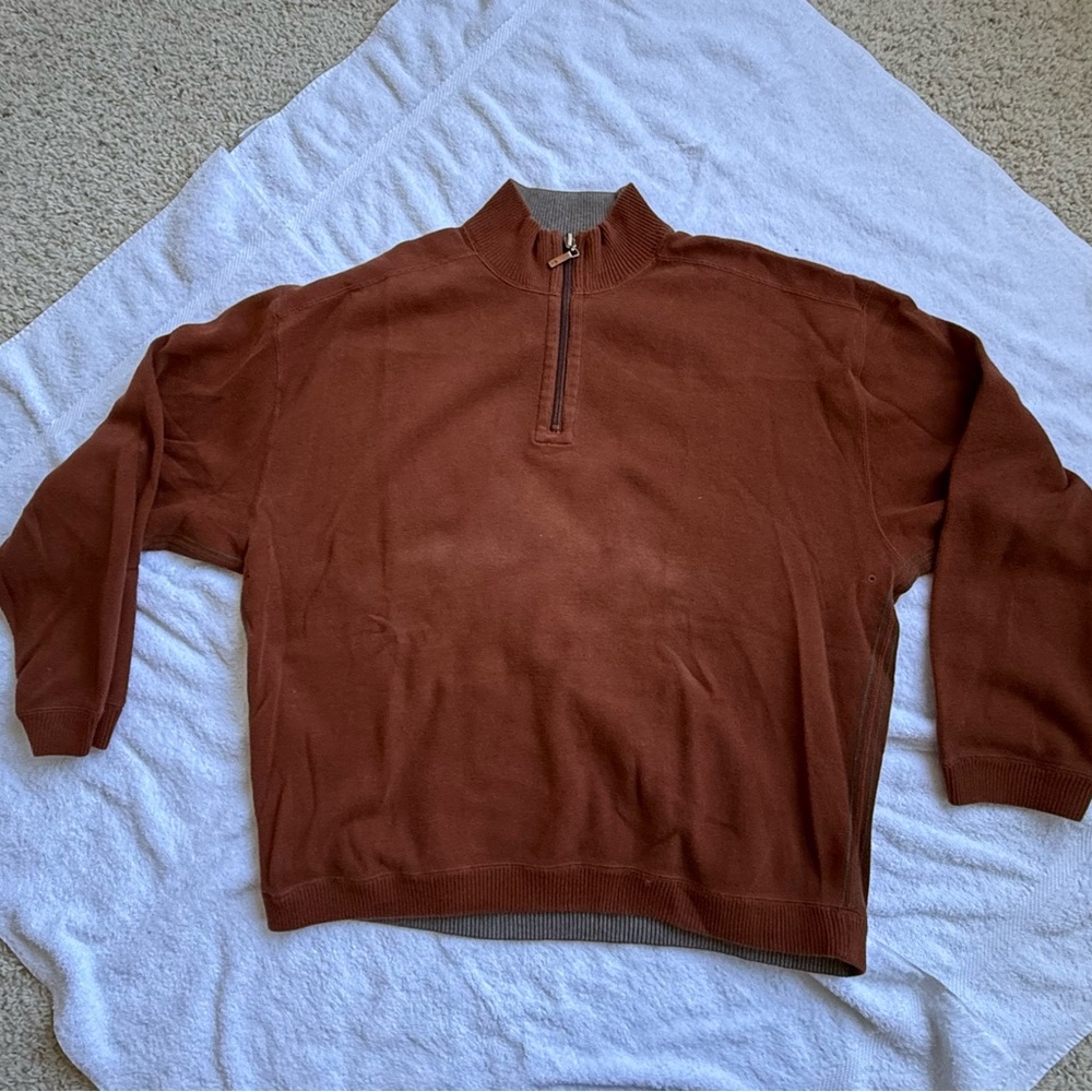 Tommy Bahama reversible mock neck quarter zip sweatshirt.  XL.  Rust / Grey